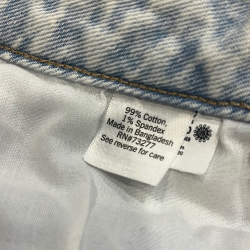 SO HIGH RISE MOM JEANS - Picture 7 of 10